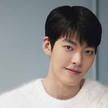 Akhirnya Comeback! Kim Woo-bin Bakal jadi Pemeran Utama di Serial Netflix 'Black Knight'