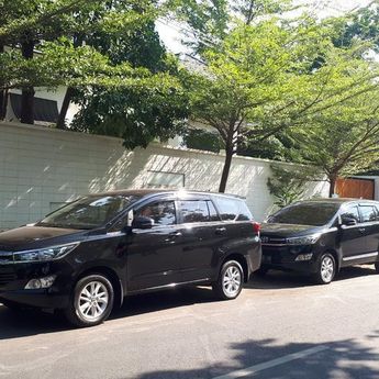 Saat Mobil Parkir di Ruang Terbuka, Apa Perlu Untuk Buka Kaca Jendela?  