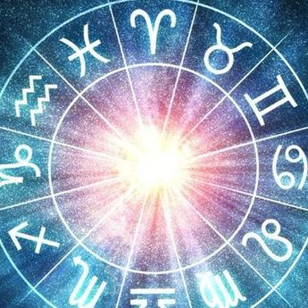 Libra Tidak Perlu Terus Bersedih Dengan Hal Buruk Yang Terjadi, Ada Semangat Baik Yang Diberikan Oleh Teman Pisces, Hanya Ada Di Ramalan Zodiak Besok, Edisi Selasa 14 Juni 2022