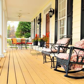 5 Cara Menghadirkan Feng Shui Baik pada Teras Rumah  