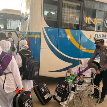 Kapolres Pangkalpinang Pimpin Apel Pengamanan Dan Pengawalan Keberangkatan Calon Jamaah Haji Babel