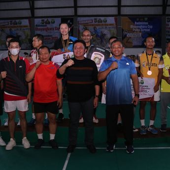 Penutupan Kejuaraan Badminton Bhayangkara Cup Polda Sumsel