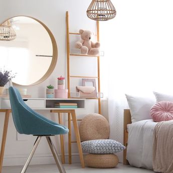 Cermin Menghadap Pintu Kamar Tidur, Amankah Berdasarkan Feng Shui?  