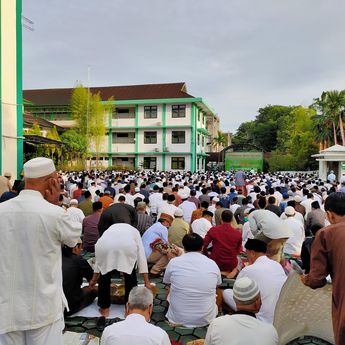 Suasana Sholat Idul Adha Warga Muhammadiyah di Kota Pontianak
