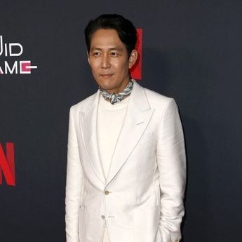 Lee Jung Jae dan Squid Game Masuk Nominasi Emmy Awards 2022