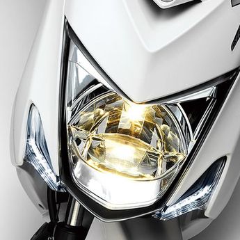 Biar Ingat, Dasar Hukum dan Alasan Motor Nyalakan Lampu di Siang Hari  