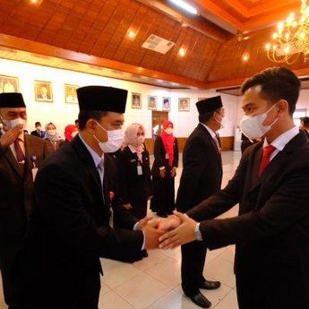 Pesan Gibran Saat Pelantikan 51 ASN Di Kota Solo