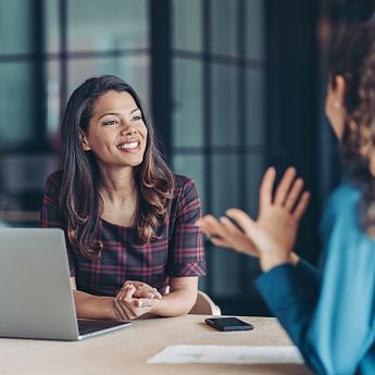 20 Contoh Interview Bahasa Inggris, Lengkap Beserta Jawabannya