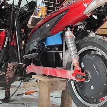 Tekan Biaya, Kemenhub Siapkan Subsidi Konversi Motor BBM Menjadi Listrik  