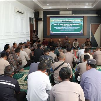Polres Pangkalpinang Peringati Maulid Nabi 1444 H Tahun 2022   