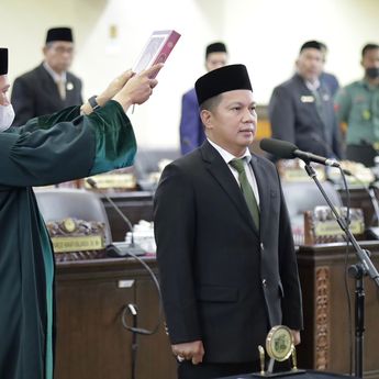 Pengambilan Sumpah PAW, Risdianto Haleng Resmi Jadi Anggota DPRD Kalsel