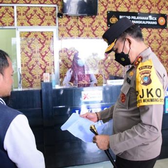 Cek Pelayan SIM, Kapolda Babel Datangi Dan Cek Satpas Pangkalpinang