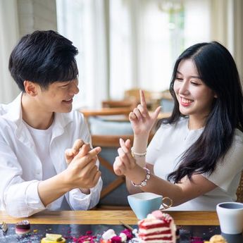 Bikin Ketergantungan, Mau Tahu Apa Tanda Codependent Relationship? 