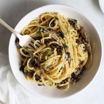 Resep Spaghetti Carbonara Jamur, Sajian Makan Malam Mewah untuk Keluarga
