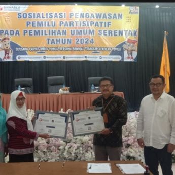 Bawaslu Pangkalpinang Sosialisasi dan MoU Dengan Stikes Abdi Nusa Pangkalpinang Dalam Pengawasan Partisipatif Pemilu 2024