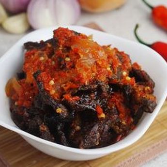 Sajikan Bersama Sambal Bajak, Berikut Cara Membuat Paru Goreng 