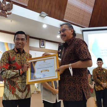 Pangkalpinang Raih Juara Pertama Penghargaan KIP 2022 Tingkat Provinsi