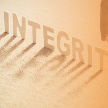 Apa Itu Integritas? Berikut Pengertian, Contoh dan Cara Membentuknya