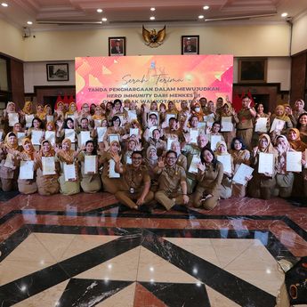 Sisakan 11 Kasus Harian Covid-19, Surabaya Sukses Wujudkan Herd Immunity Masyarakat