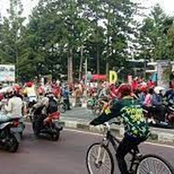 Pedagang Tak Boleh Jualan di Jl. Sudirman-Thamrin Saat CFD