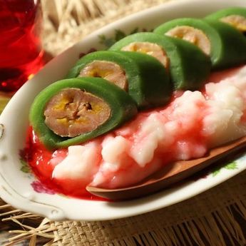 Manis Dan Segar, Berikut Ini Cara Membuat Es Pisang Ijo Dadar