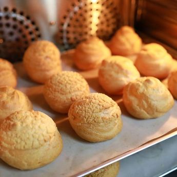 Lembut Dan Creamy, Berikut Ini Cara Membuat Kue Sus Cokelat  