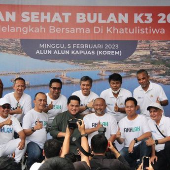 Menteri Erick Tohir Bersama Ribuan Peserta, Ikut Jalan Sehat Bulan K3 Tahun 2023 di Kota Pontianak