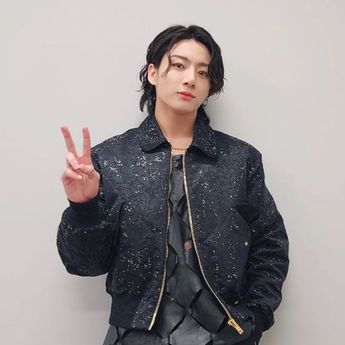 Jungkook BTS Ungkap Alasan Malas Hapus Tato, Bagian dari Masa Lalu!