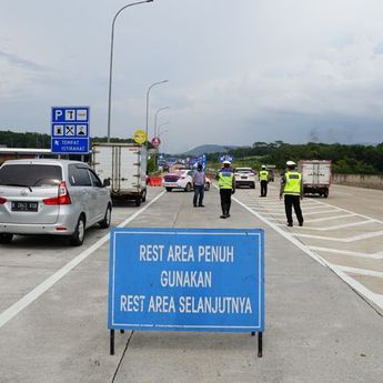 Ingat, Saat Ngantuk Jangan Nekat untuk Mengemudi  