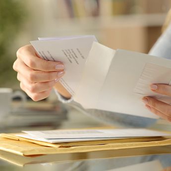 10 Contoh Surat Pribadi untuk Teman, Lengkap dengan Cara Membuatnya
