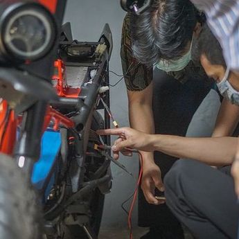 Syarat Mendapatkan Insentif Konversi Motor Listrik, Bukan untuk Moge  