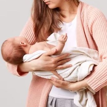 13 Penyebab Bayi Tidak Mau Menyusu dan Cara Mengatasinya, Lengkap!