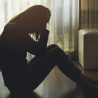 Frustasi Serta Kehilangan Motivasi? Ini 7 Tanda Depresi pada Perempuan