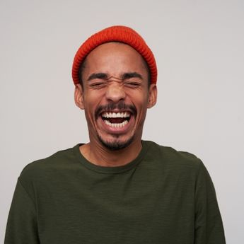 30 Contoh Pantun Jenaka Lucu dan Menghibur, Bikin Ketawa Terbahak-bahak