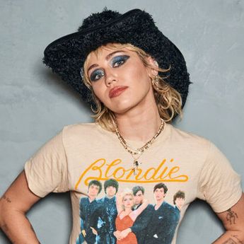 Chord Gitar dan Lirik Lagu 'Angels Like You' - Miley Cyrus, Lagi Viral