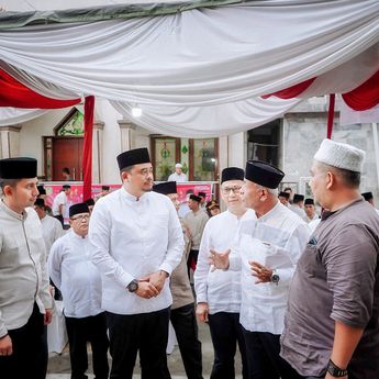 Safari Ramadhan di Masjid Pahlawan Muslimin, Bobby Nasution: Sempurnakan Puasa, Jauhi Asmara Subuh