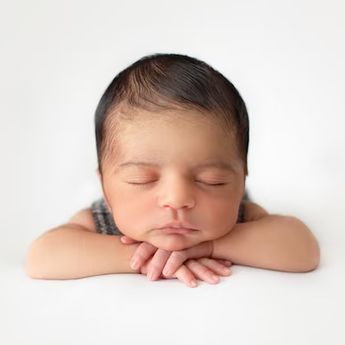 5 Arti Mimpi Melihat Bayi, Pertanda Apakah itu?                       