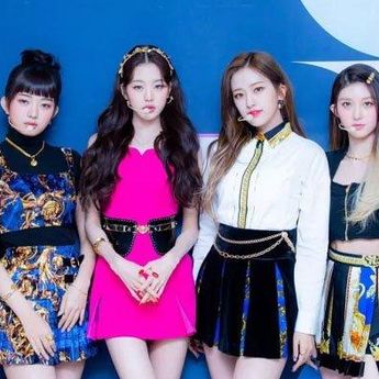Lirik Lagu ROYAL – IVE, Lengkap dengan Terjemahan Bahasa Indonesia
