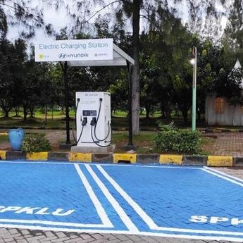 Mudik Lebaran Menggunakan Mobil Listrik, Ini Daftar SPKLU di Jalan Tol  