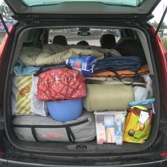 Bikin Nyaman, Begini Cara untuk Susun Barang Bawaan di Mobil Saat Arus Balik  