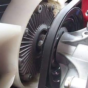 Kipas Radiator Mobil Baru Berputar Bila AC Aktif, Apakah Aman?  