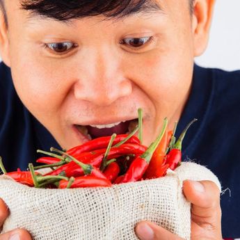 Selain Air Putih, Ini 5 Tips Hilangkan Rasa Pedas di Lidah. Mau Coba?