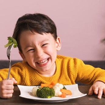 Yuk Coba, Ini Makanan Ajaib yang Dapat Meningkatkan Kecerdasan Anak!