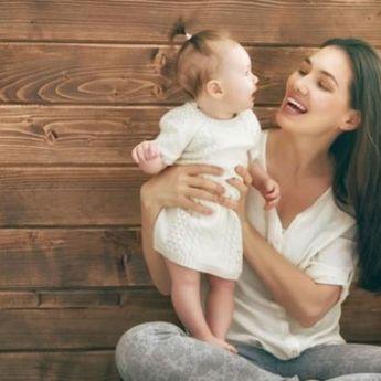 Bantu Tumbuh Kembang dan Bikin Bahagia, Ini 5 Cara Menghibur Anak Baduta