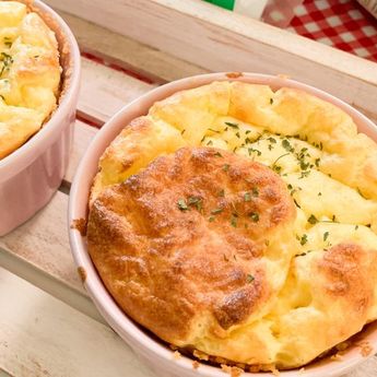 Camilan Untuk Anak-Anak, Berikut Cara Membuat Cheese Chicken Souffle