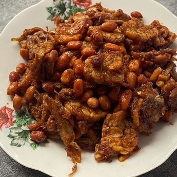 Lauk Praktis, Berikut Ini  Cara Membuat Kering Tempe Kacang  