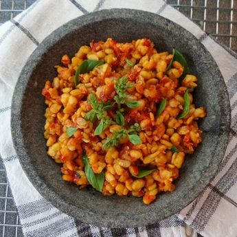 Dimakan Bersama Nasi Hangat, Berikut Cara MembuatSambal Tempe