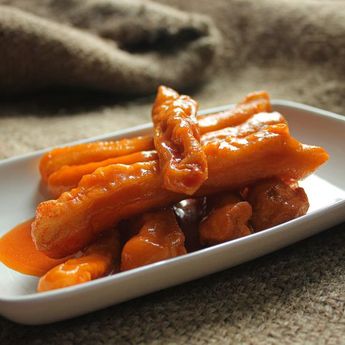 Hidangan Gorengan Dengan Saus, Berikut Resep Cakwe Saus Asam Manis 