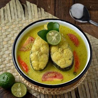 Lebih Nikmat Pakai Daging Filet, Berikut Resep Ikan Kuah Kuning 