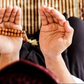 Mau Agar Terhindar dari Masalah dan Mendapatkan 100 Kali Kebaikan? Yuk Amalan Doa dan Zikir Ini di Pagi Hari 